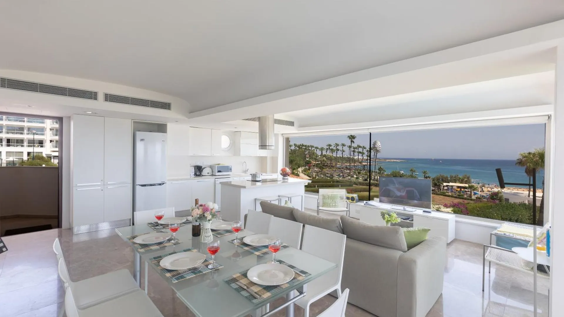 Thalassa Luxury Apartment Protaras 0*,