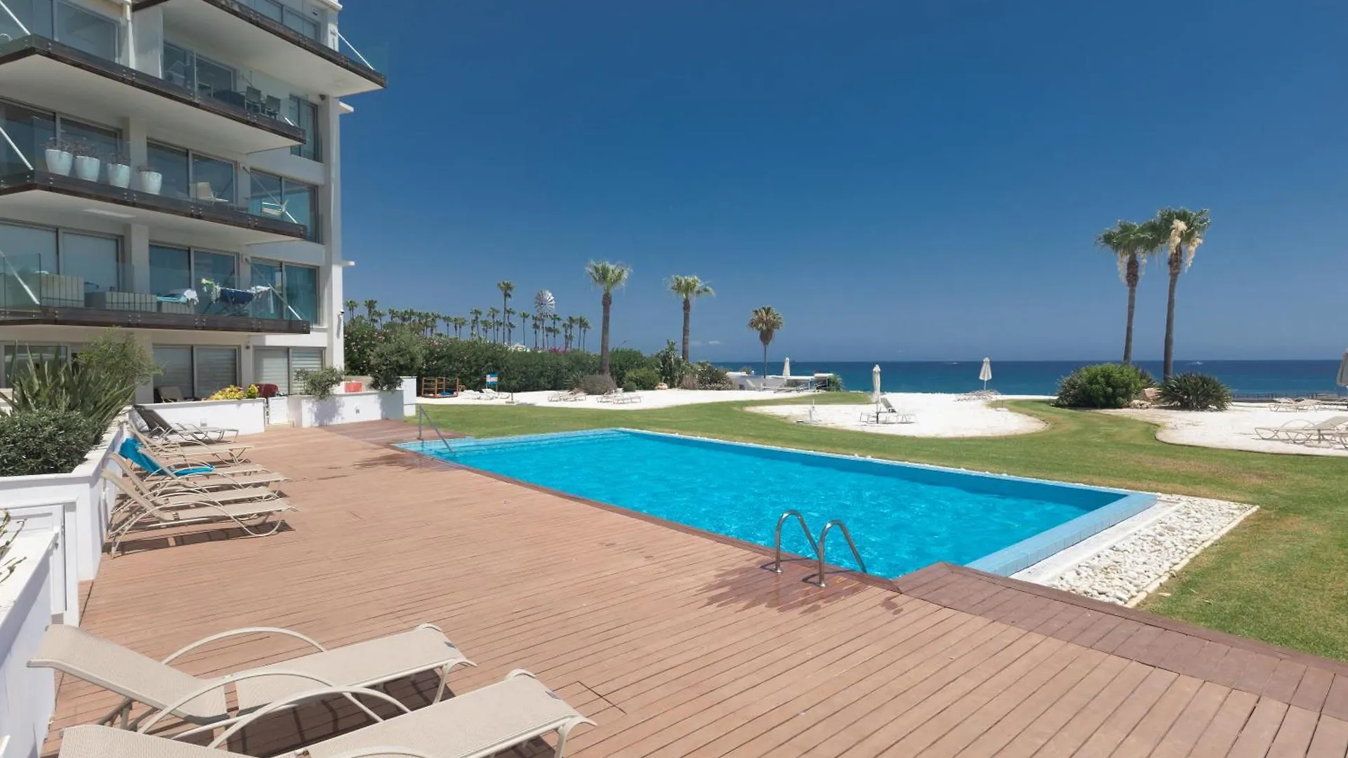 Thalassa Luxury Apartment Protaras